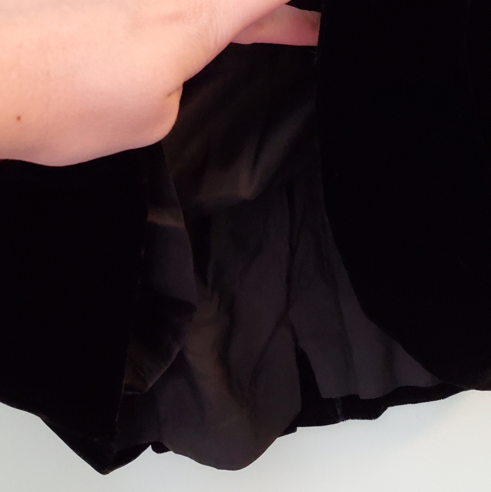 VINTAGE CHRISTIAN DIOR 80s Designer Black Velvet Knee-Length Skirt Est. Medium - Picture 6 of 7